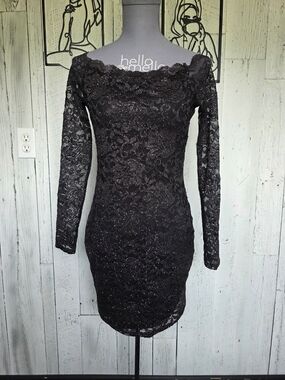 Windsor Black Glitter Lace Off-Shoulder Bodycon Dress | Size Large
